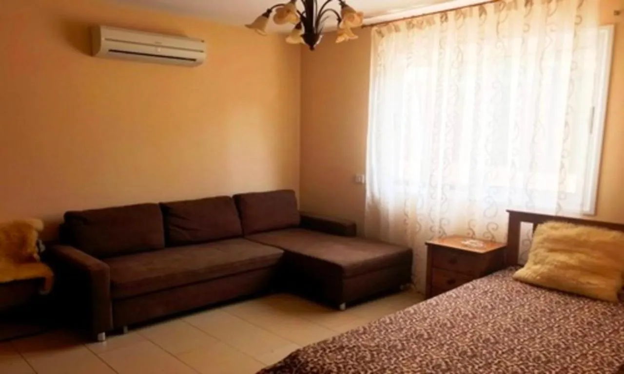 2 Bedroom With Private Garden, Walk To Nissi Beach, Communal Swimming Pool Ayia Napa Apartmán
