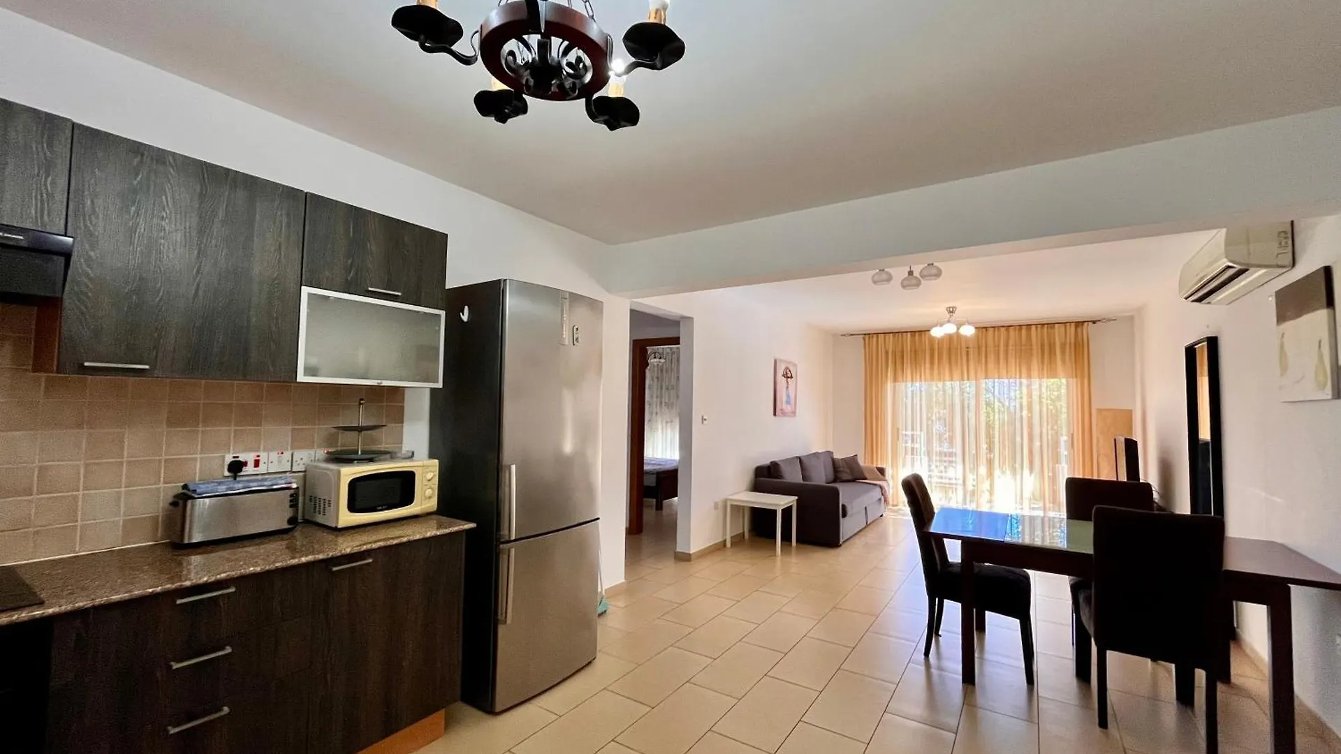 Apartmán 2 Bedroom With Private Garden, Walk To Nissi Beach, Communal Swimming Pool Ayia Napa